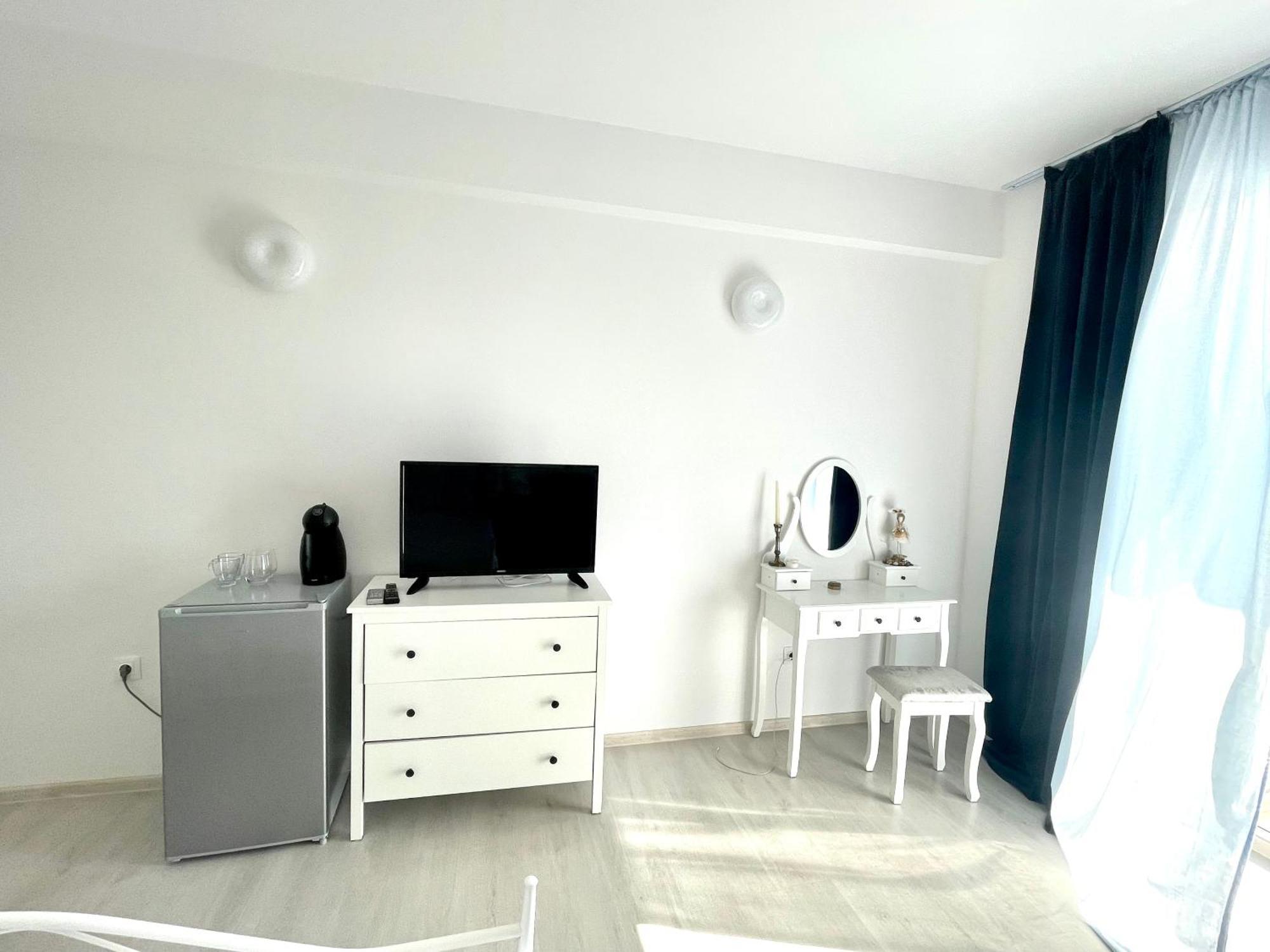 Apartment Seaside Dream And Sunset Breeze At Blaxy