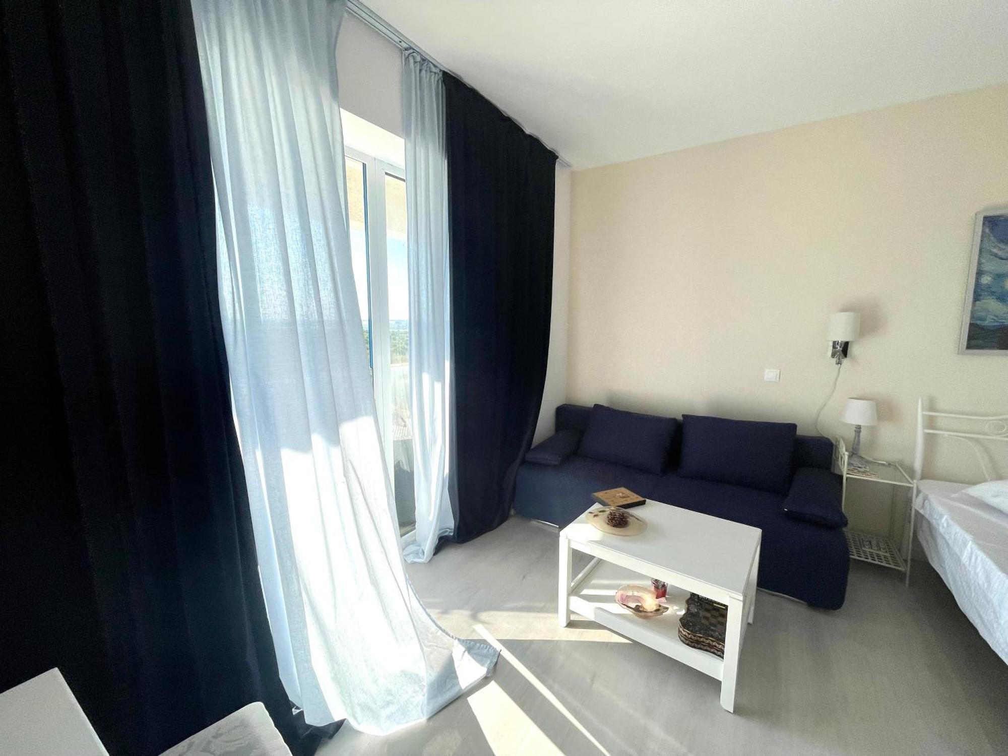 Seaside Dream And Sunset Breeze At Blaxy Apartment Olimp